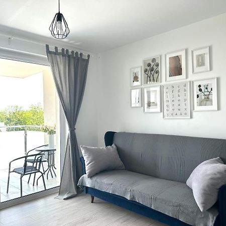 Sdh 1 Radzymin Comfortable Apartment Near Warsaw Екстериор снимка