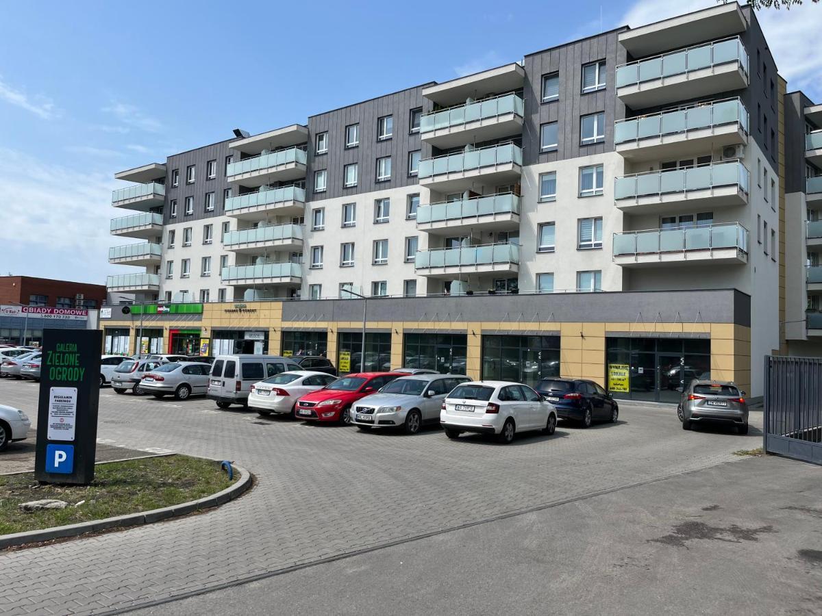 Sdh 1 Radzymin Comfortable Apartment Near Warsaw Екстериор снимка