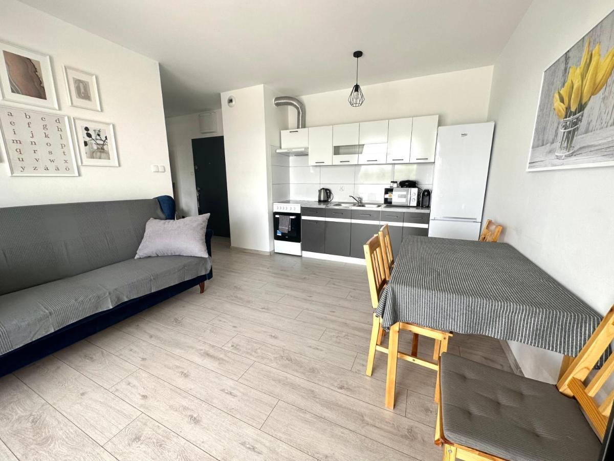 Sdh 1 Radzymin Comfortable Apartment Near Warsaw Екстериор снимка