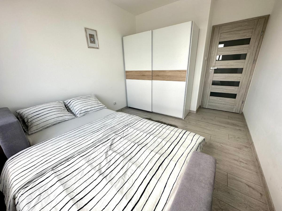 Sdh 1 Radzymin Comfortable Apartment Near Warsaw Екстериор снимка